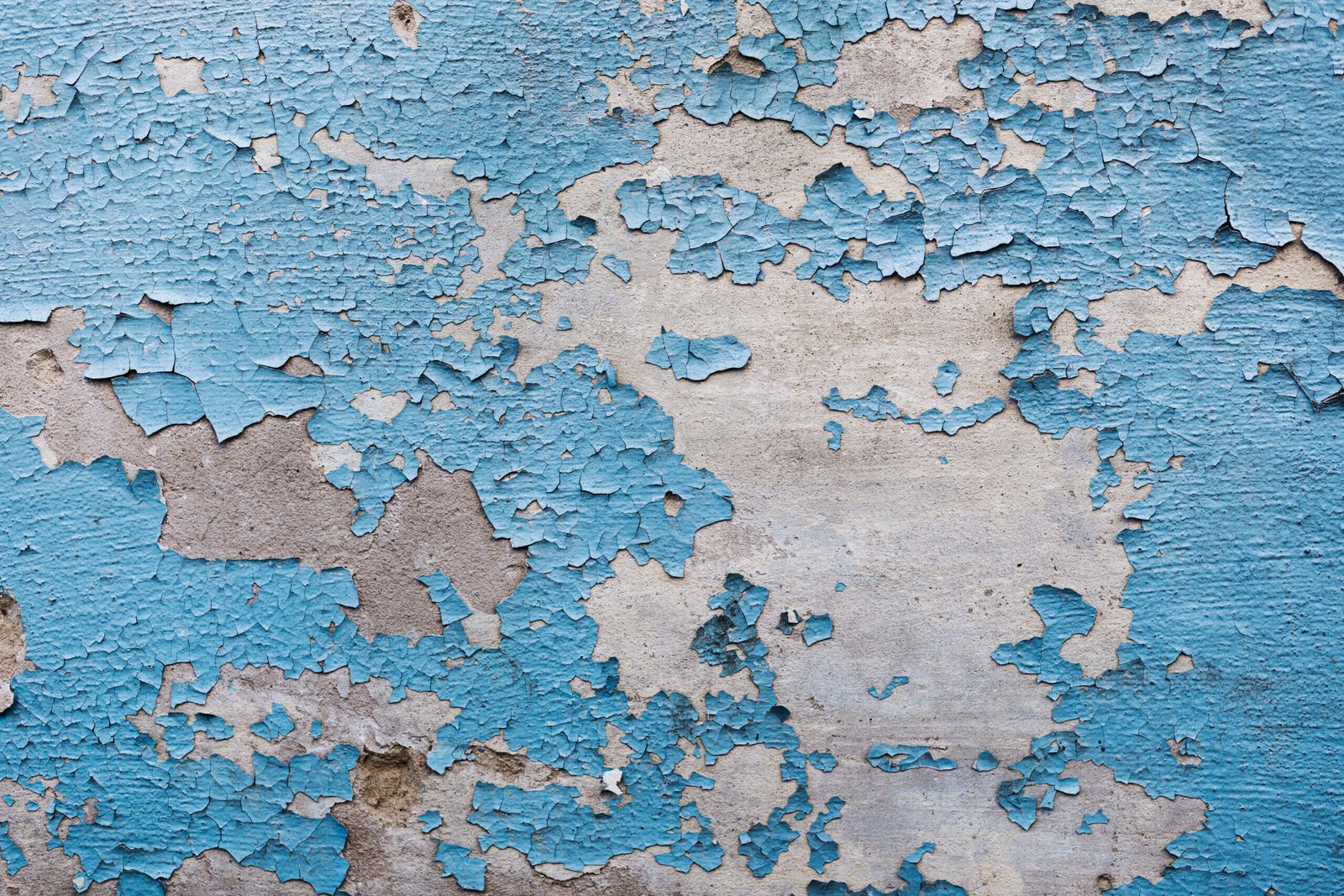 Peeling Wallpaper off he walls: What to Do and When to Do?